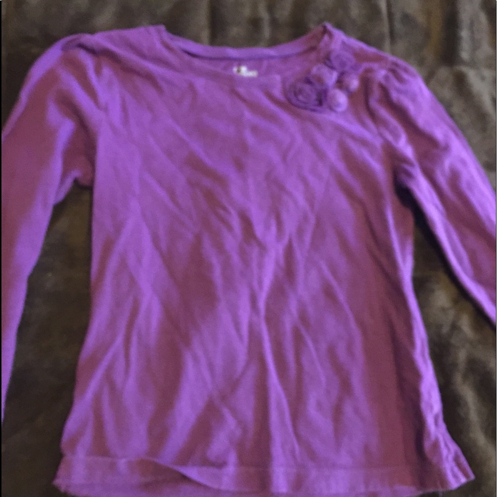 Girls flower on shirt